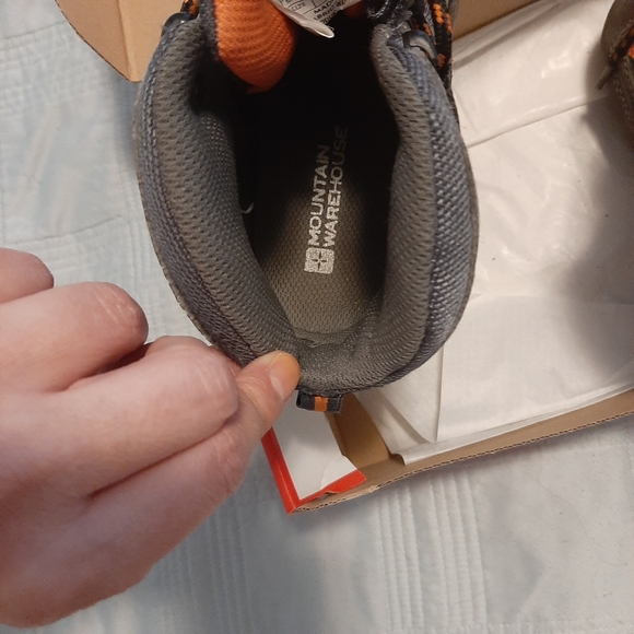 Hicking boots - Picture 3 of 4